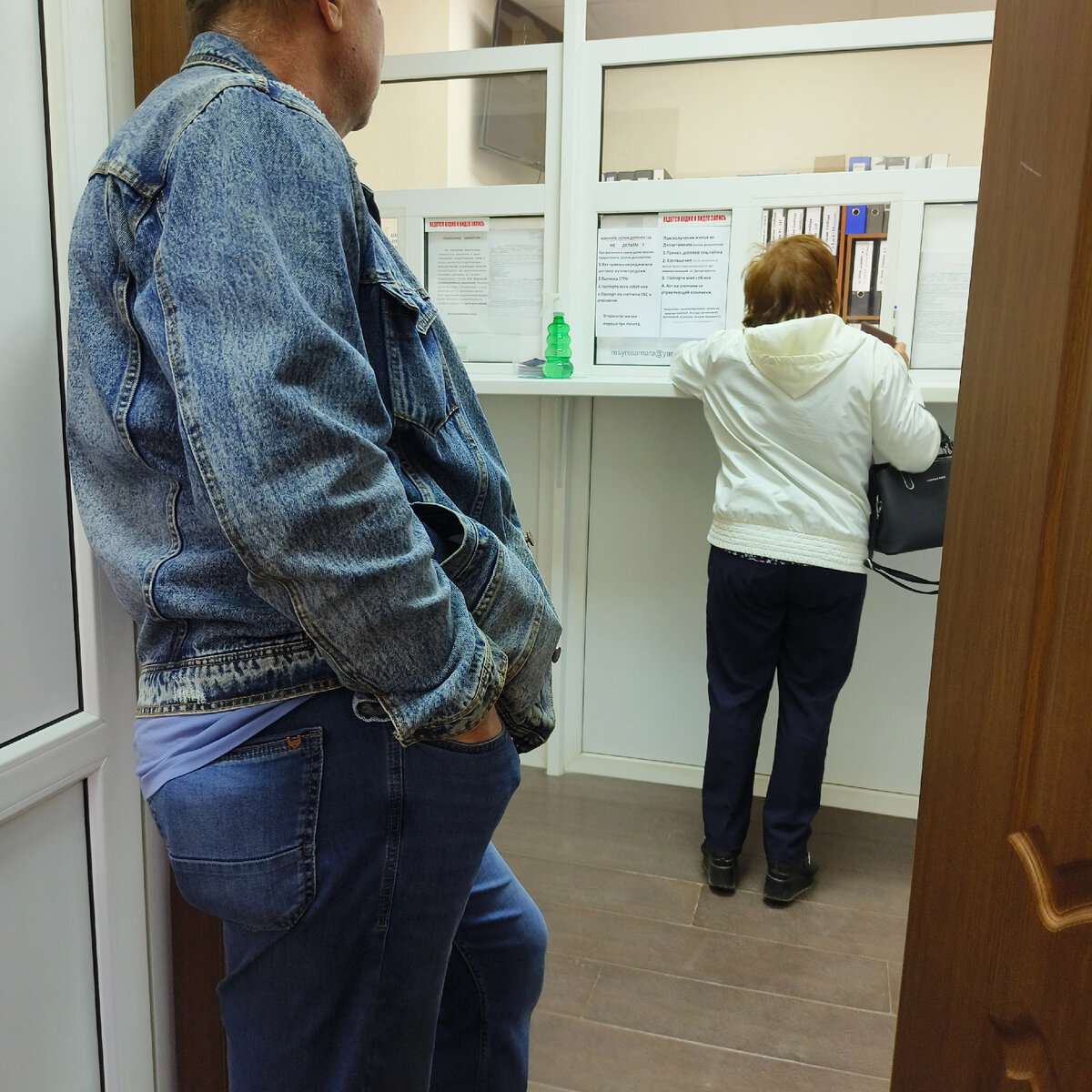 Фото автора. Пришла за 20 минут до открытия.