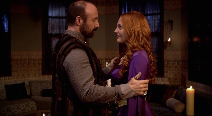 Кадр из сериала "Великолепный век"