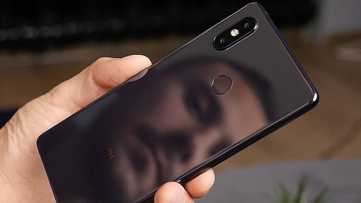 Сканер лица в Xiaomi Mi 8 не различает лица европейцев | Полезно знать |  Дзен