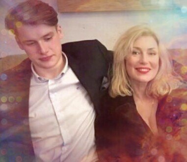 Хоть семья и приняла внука  семью.Молодые продолжают жить отдельно. Сын Марии продолжает гулять по вечеринкам и его видели в окружение  молодых  девушек и  в нетрезвом состоянии.