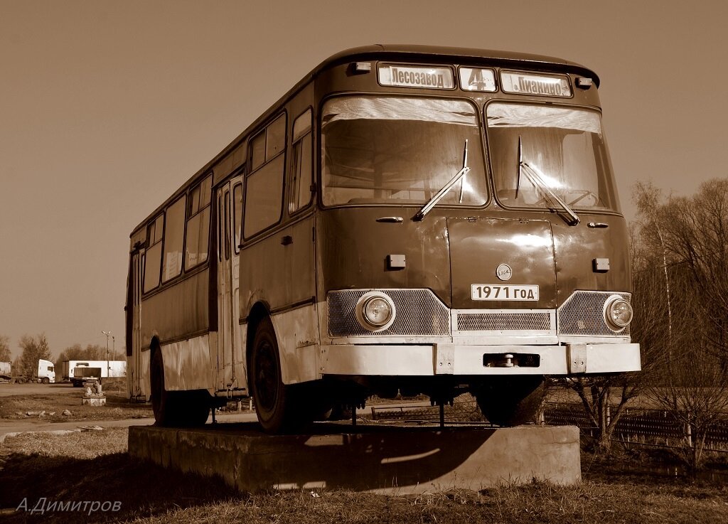 ЛиАЗ-677М Вышний Волочек. Маршрут номер 4 "Лесозавод - д.Лианино"