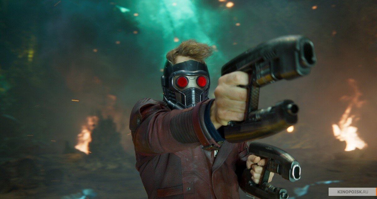  В «Стражах» есть все необходимое для успеха: разнообразные колоритные персонажи, острый юмор, драматургия, приключения и даже ностальгический дух 80х — абсолютно на любой вкус самого претенциозного зрителя. 

И , вот наконец вышел сиквел — авторская работа Джеймса Ганна и это означает что вечеринка продолжается.

По сюжету наша разношёрстная команда продолжает трудится на благо обитателей вселенной ,  но, конечно, не бесплатно. Стражи, как ни крути, — наемники и кушать им и на что-то жить надо. Очередные их приключения прерываются с появлением отца Питера Квилла а вместе с ним некоторых других персонажей также навестят гости из прошлого. Параллельно им придется снова спасать галактику. 