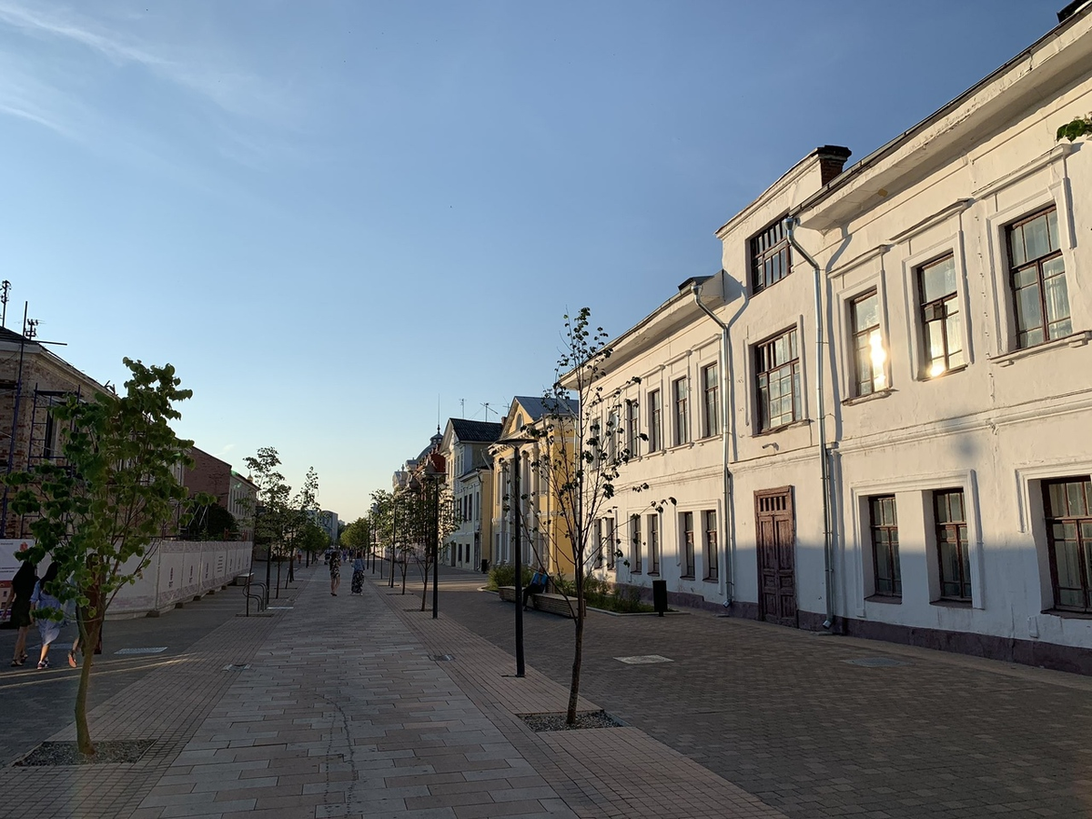 Театр сергея образцова в москве. Театр кукол образцова зал. Парк пионеров смоленск памятники. Район нойштадт. Здание театра кукол сергея образцова.