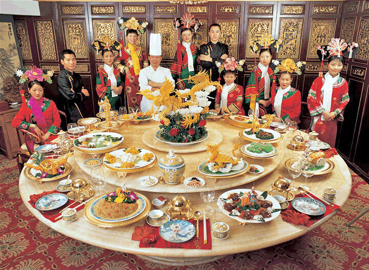 Китайский праздничный стол