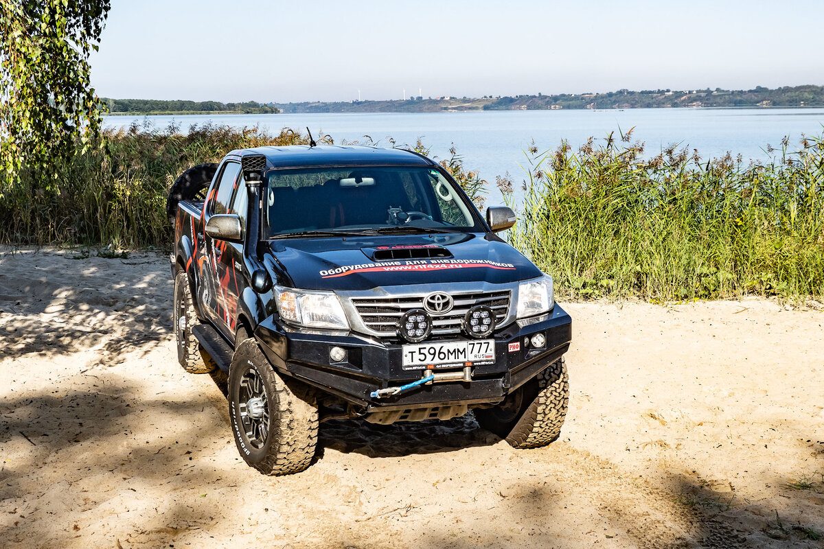 Поездка в Европу на Toyota Hilux