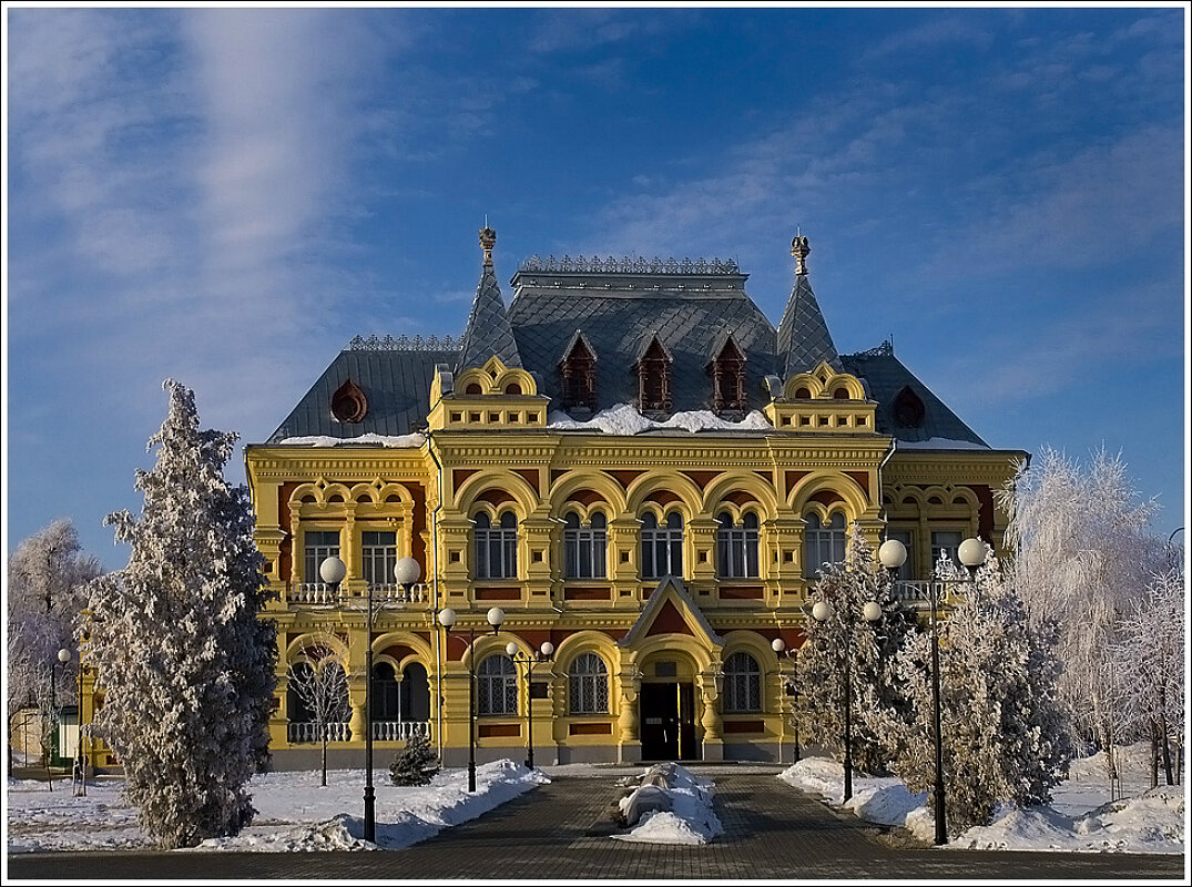 В нашей стране сохранилось много зданий, которые считают культурным наследием России.
