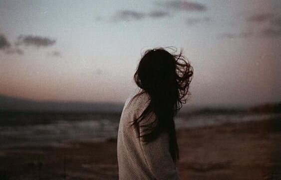 Красивая девушка с сайта www.wattpad.com