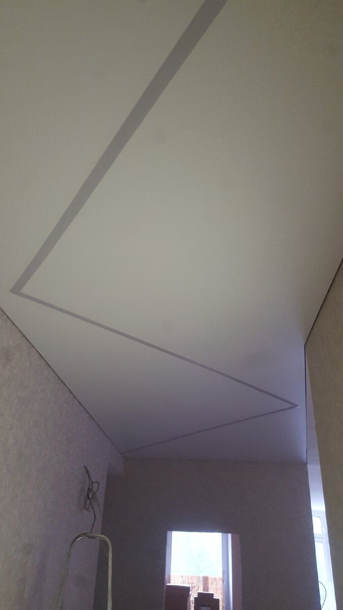 Теневой с световой линией.