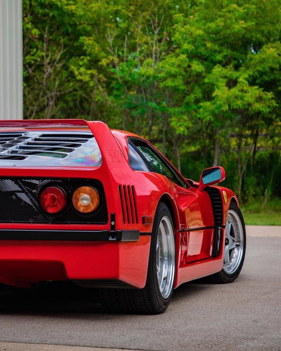 F40
