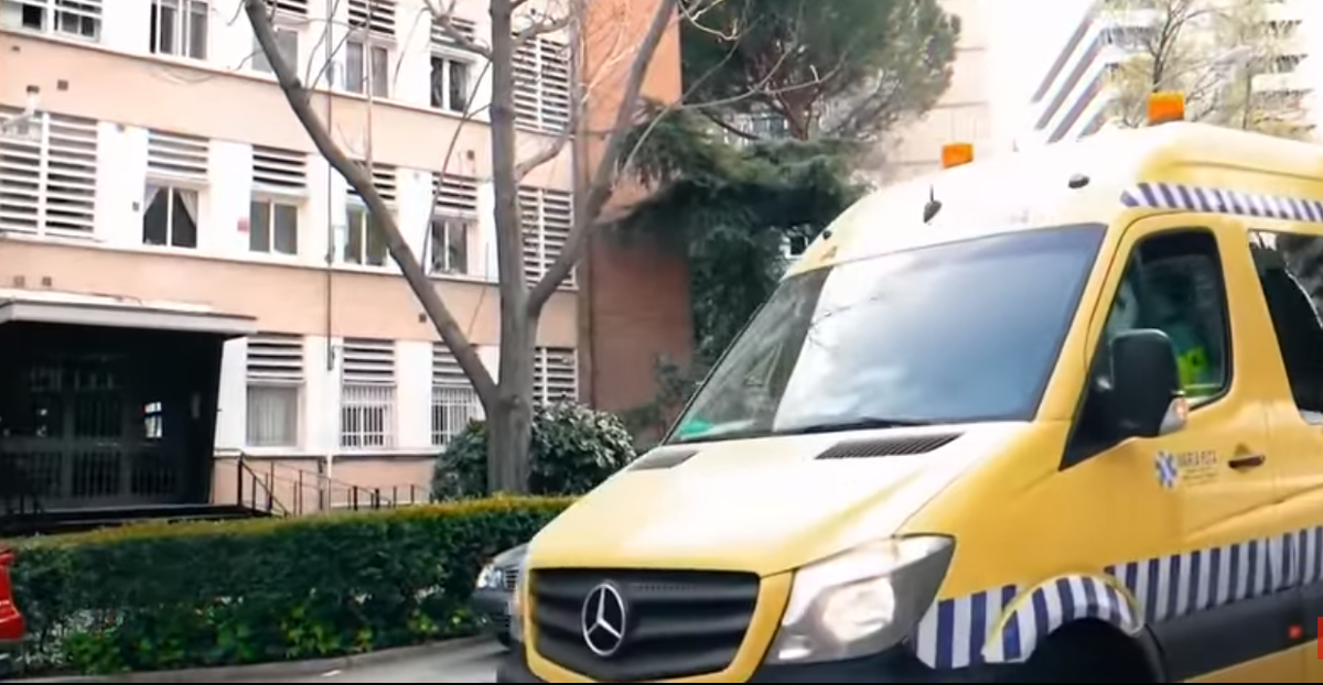 Автомобиль службы медицинской помощи в Испании