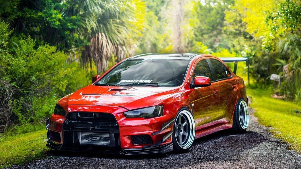 Mitsubishi Lancer X Evolution (фото для превьюшки, ее не купить за 300 =))