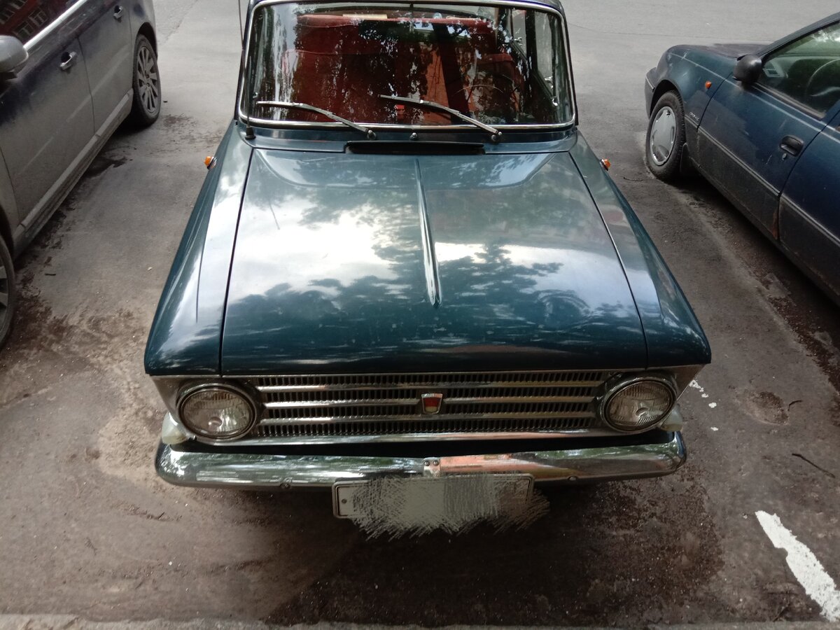 Москвич АЗЛК  МЗМА 408 (вид спереди )