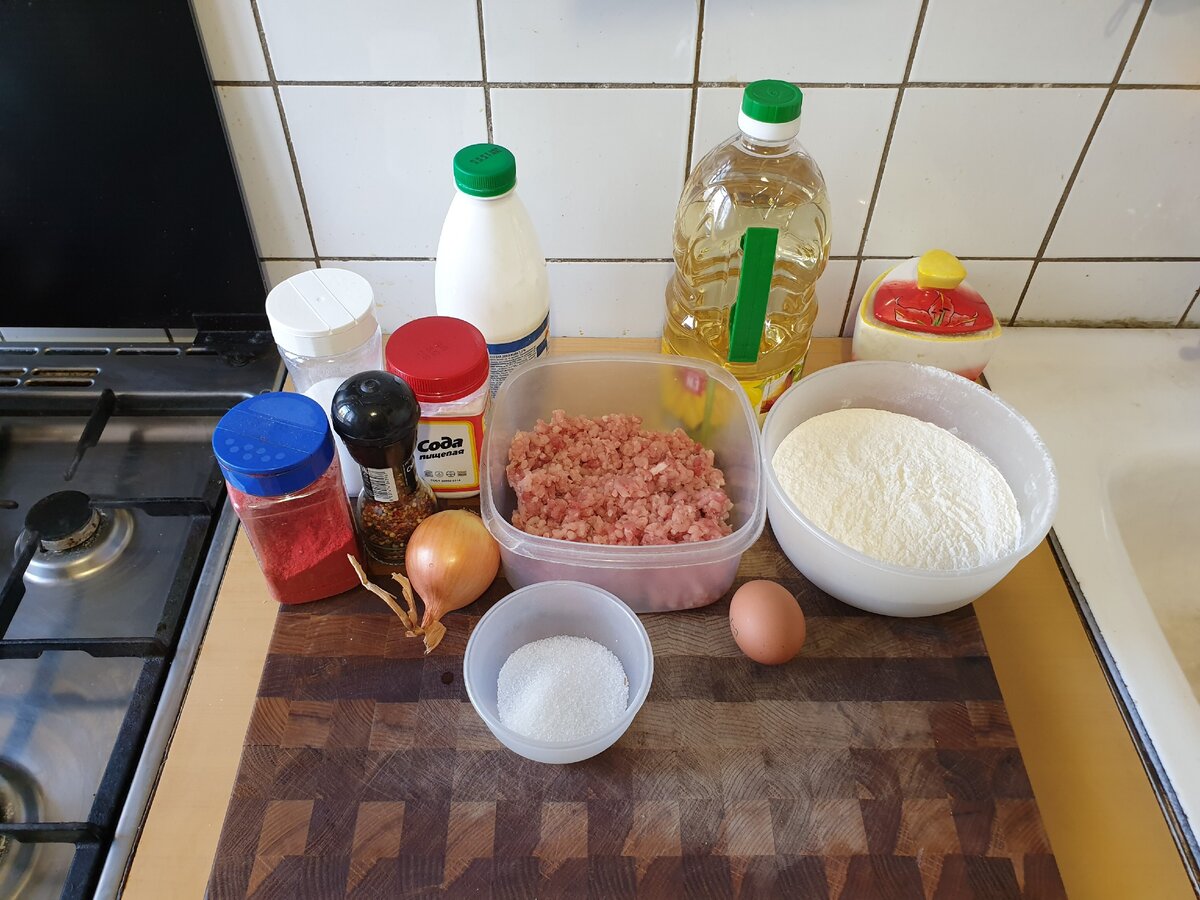 Беляши с мясом на кефире (без дрожжей) — рецепт с фото пошагово
