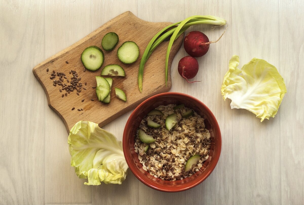 Попробуйте ради разнообразия сделать кашу не сладкой, а соленой и сытной! Фото из открытого источника Pixabay