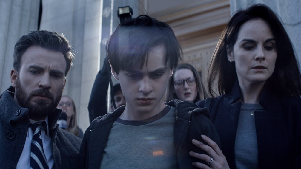 Кадр из сериала "Защищая Джейкоба". Источник: Яндекс.Картинки