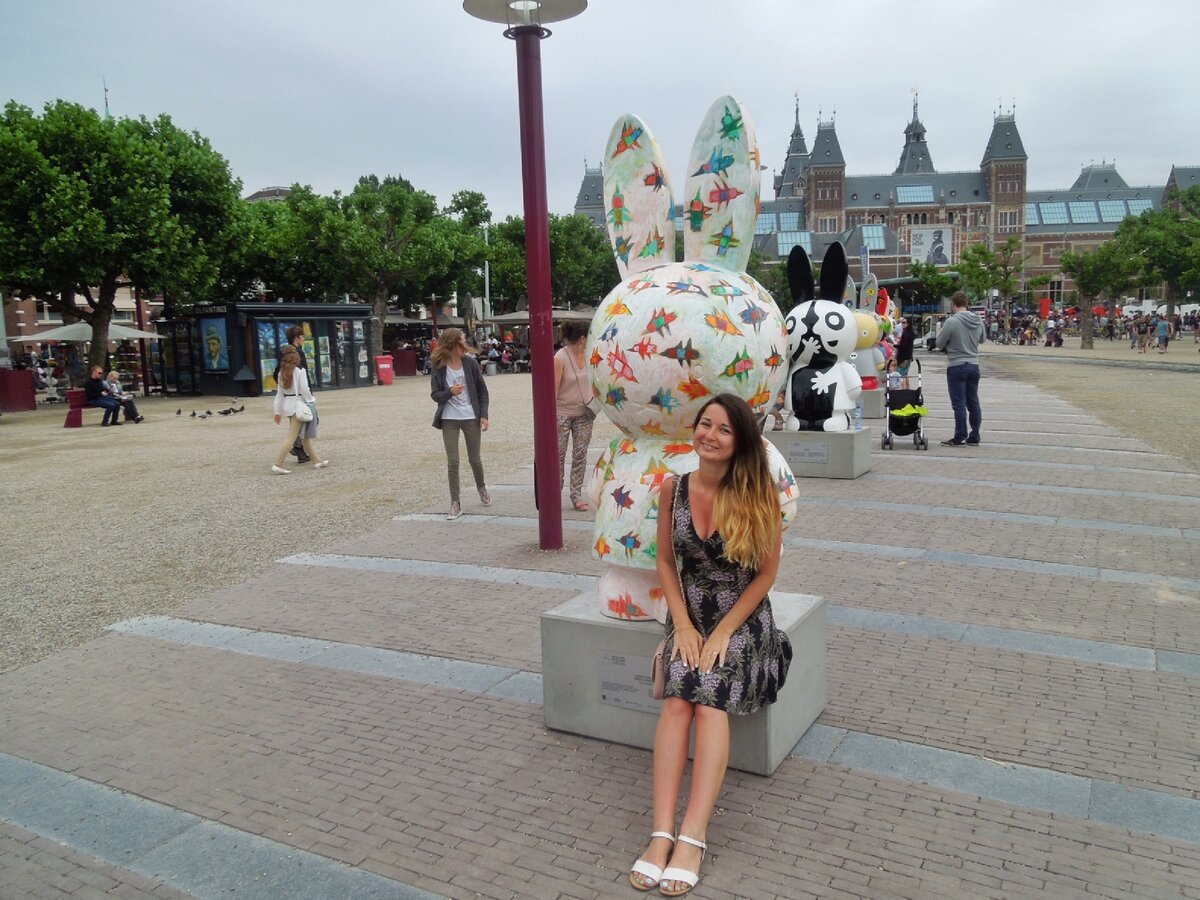 Я во время прогулки по Амстердаму 