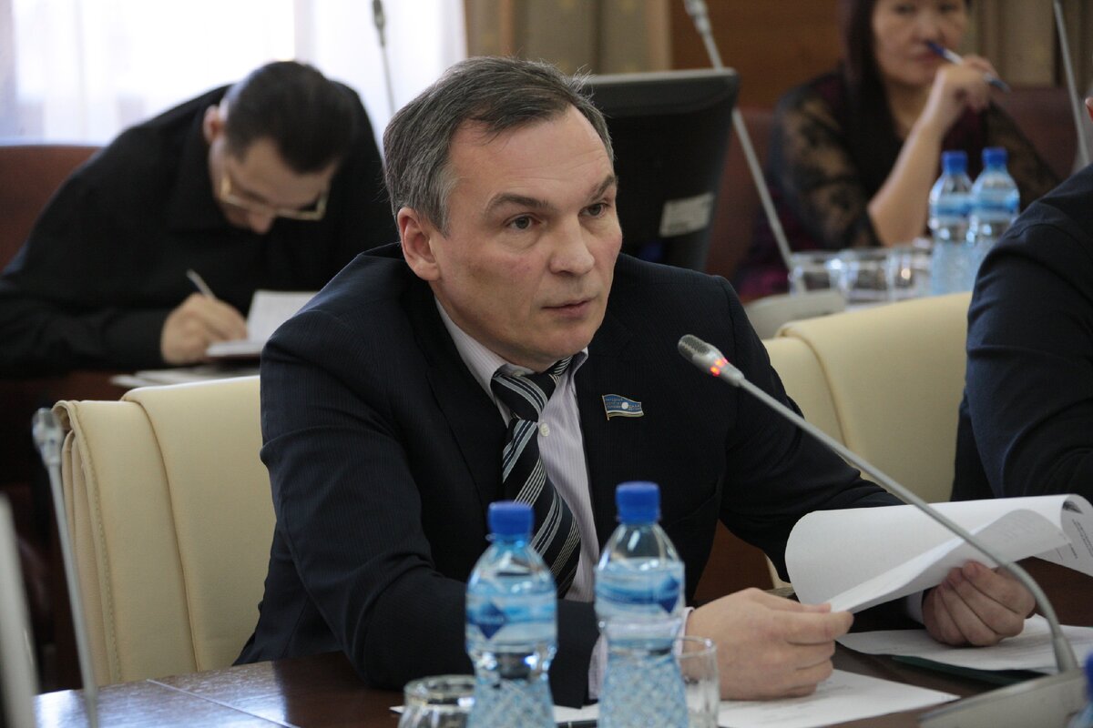 Юрий Григорьев