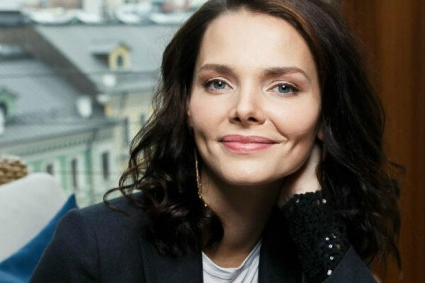 Лиза Боярская