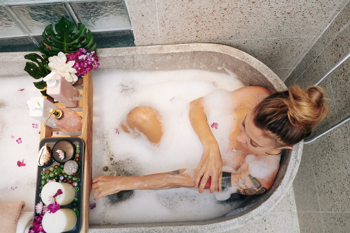IPCAM - Милая итальянская девушка купается в ванне » Superips