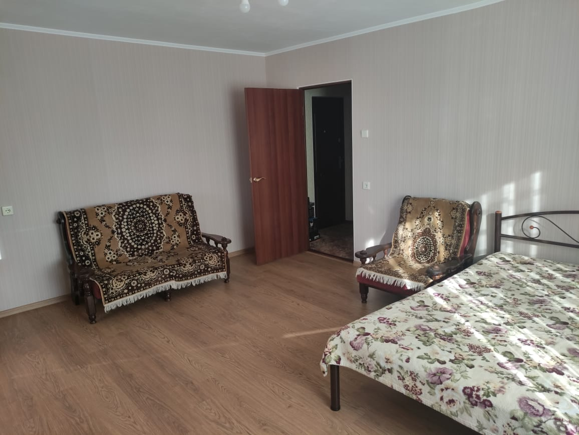 Как переделать съемную квартиру без ремонта? Фото "ДО" переделки