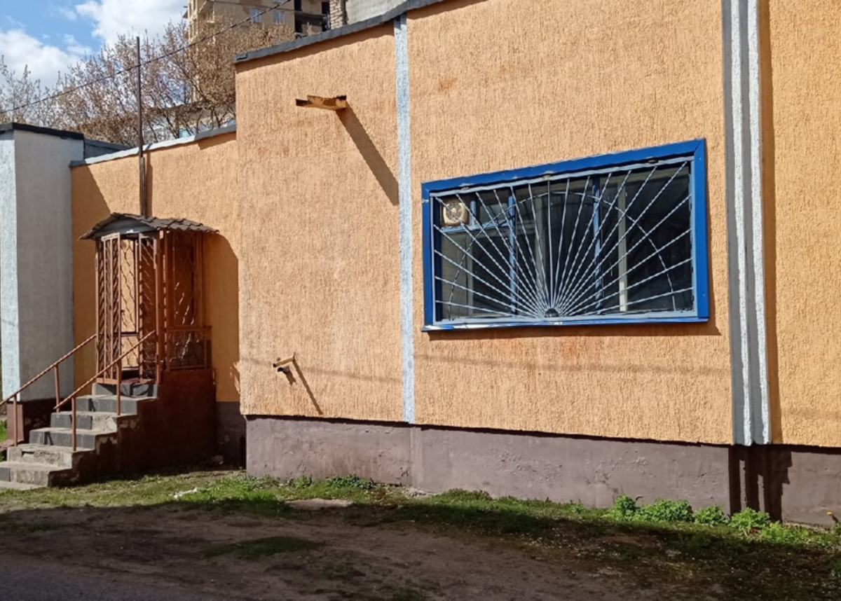 Здание бывшего "Военторга" (фото из личного архива автора)