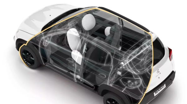 Системы безопасности на высоком уровне для такого маленького автомобиля 