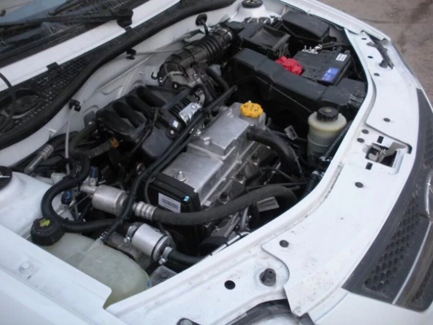 Двигатель с навесным оборудованием в сборе для Lada Largus FL