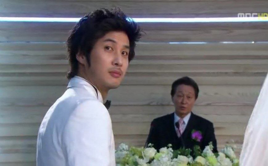 Хан Чан Рёль (актёр Ким Джи Сок)