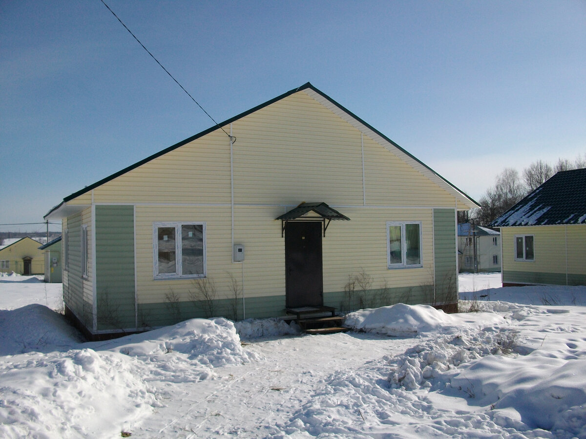 Вот так выглядел мой дом в январе, когда я переехала