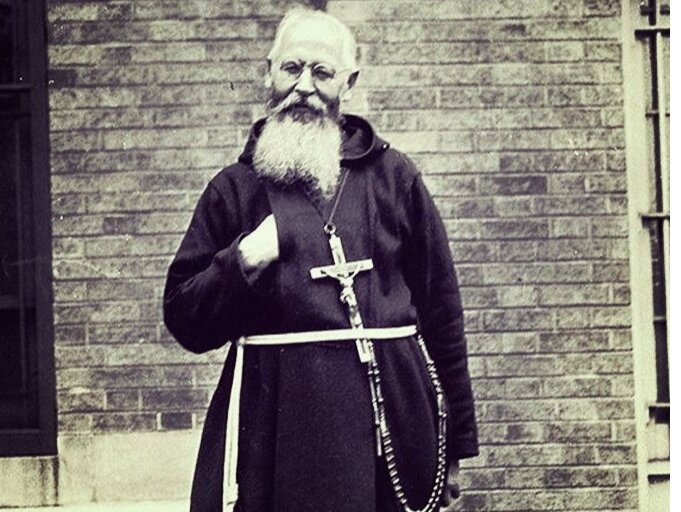 Отец Теофил Ризингер