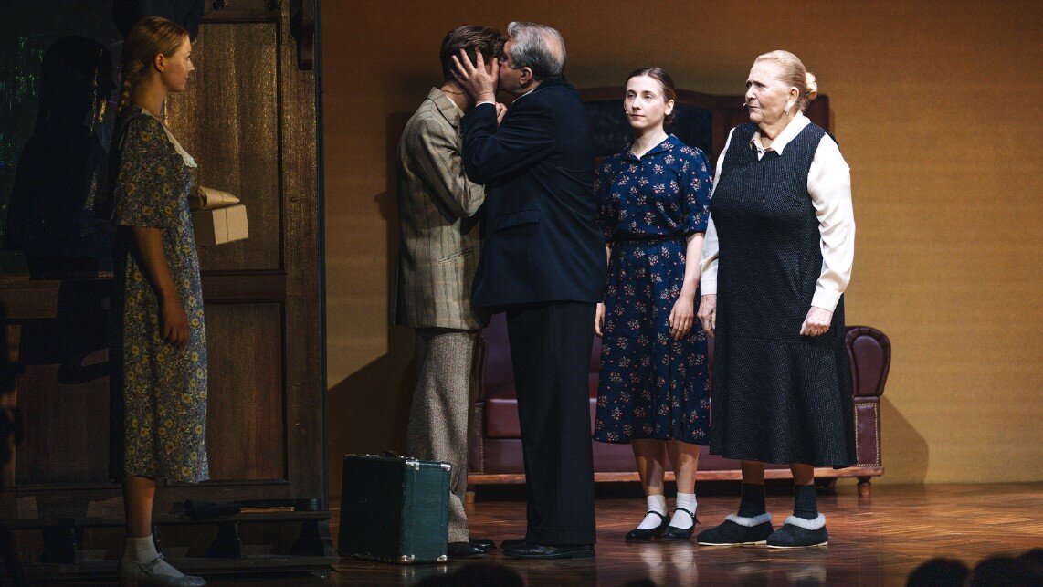 Спектакль «Вероника». Источник: сайт Театра на Малой Бронной