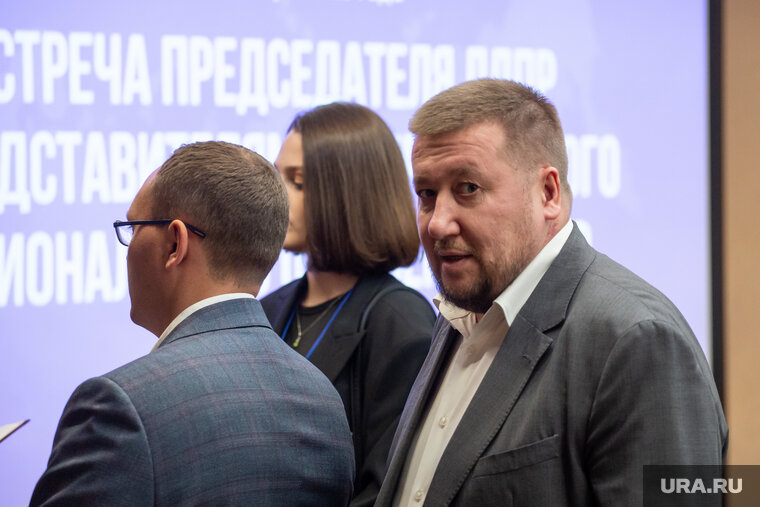    Антон Гусев утверждает, что никаких антимэрских установок не озвучивал