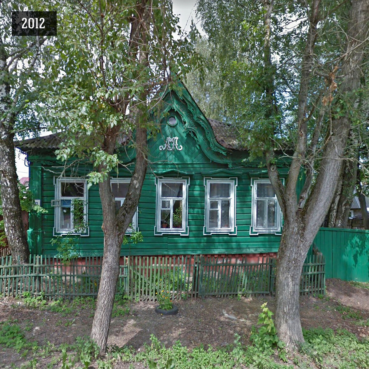 Вид на фасад дома