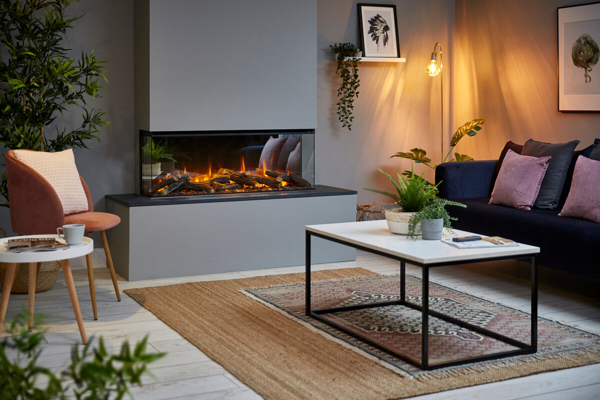 Камин New Forest с трехсторонней топкой для пристенного размещения