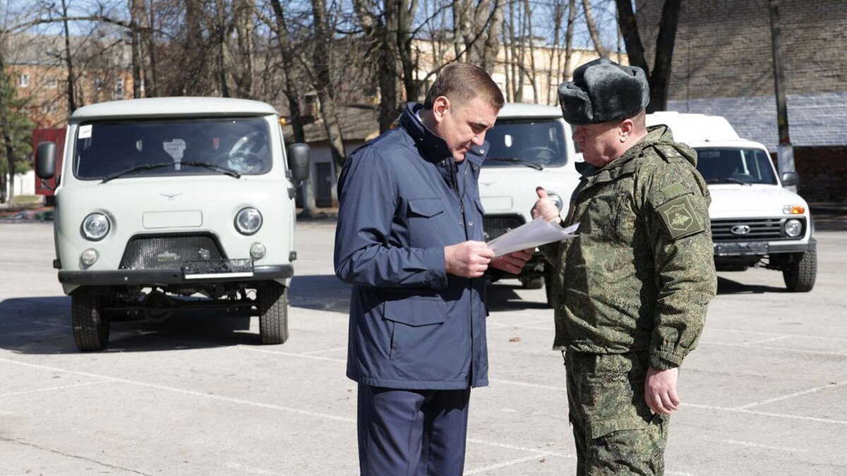 Машины и спецоборудование передал Алексей Дюмин в 106-ую дивизию ВДВ |  Вести Тула | Дзен