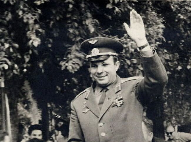    Брянский губернатор НАО Бездудный рассказал, как его назвали в честь Юрия Гагарина avchernov