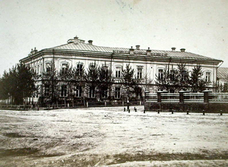 Бывший дом Образцова на Московской, сдававшийся по усадьбу губернаторов