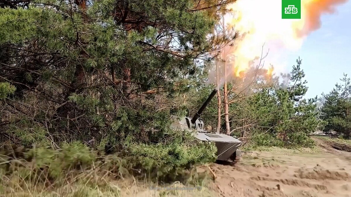    МО: штурмовики «Вагнера» вытесняют ВСУ из центральных кварталов Артёмовска