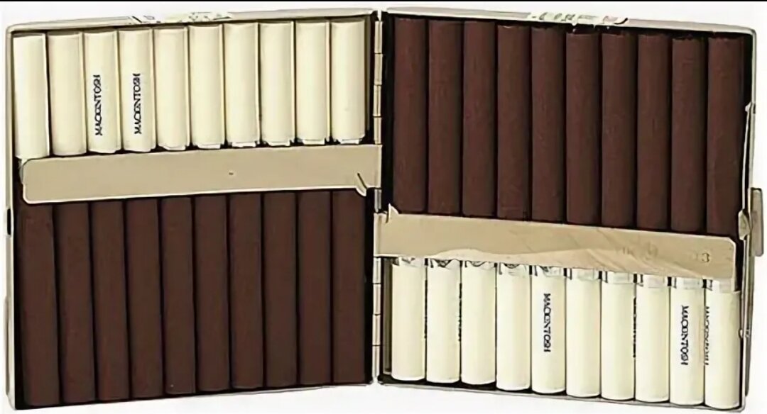 портсигар макинтош. сигареты макинтош производитель. сигареты макинтош спб. сигареты лаврова макинтош. сигареты макинтош в портсигаре.