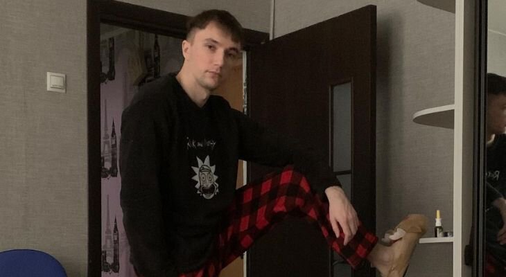 Что мы знаем о Сереге Пирате? Живет во Вьетнаме, учился на моряка ...