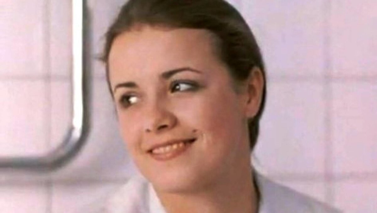 Елена Цыплакова в фильме "Счастливая, Женька!"