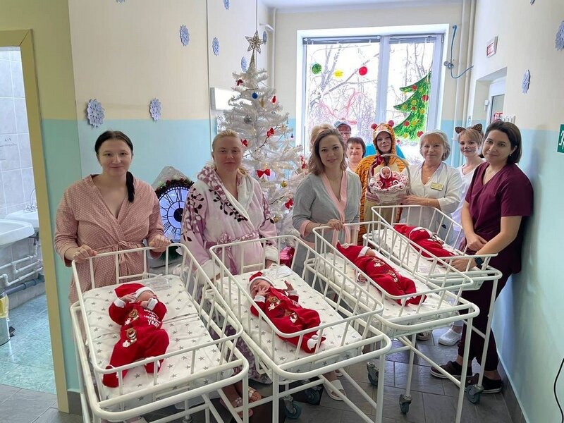    В Брянске гаишники помогли беременной из Севска с ветерком добраться до больницы, не дав родить посреди города avchernov