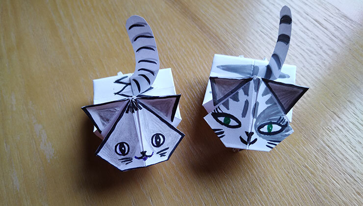 В заметке подробно и с фотографиями описан процесс создания забавной прыгающей поделки из листа бумаги — оригами котик.
