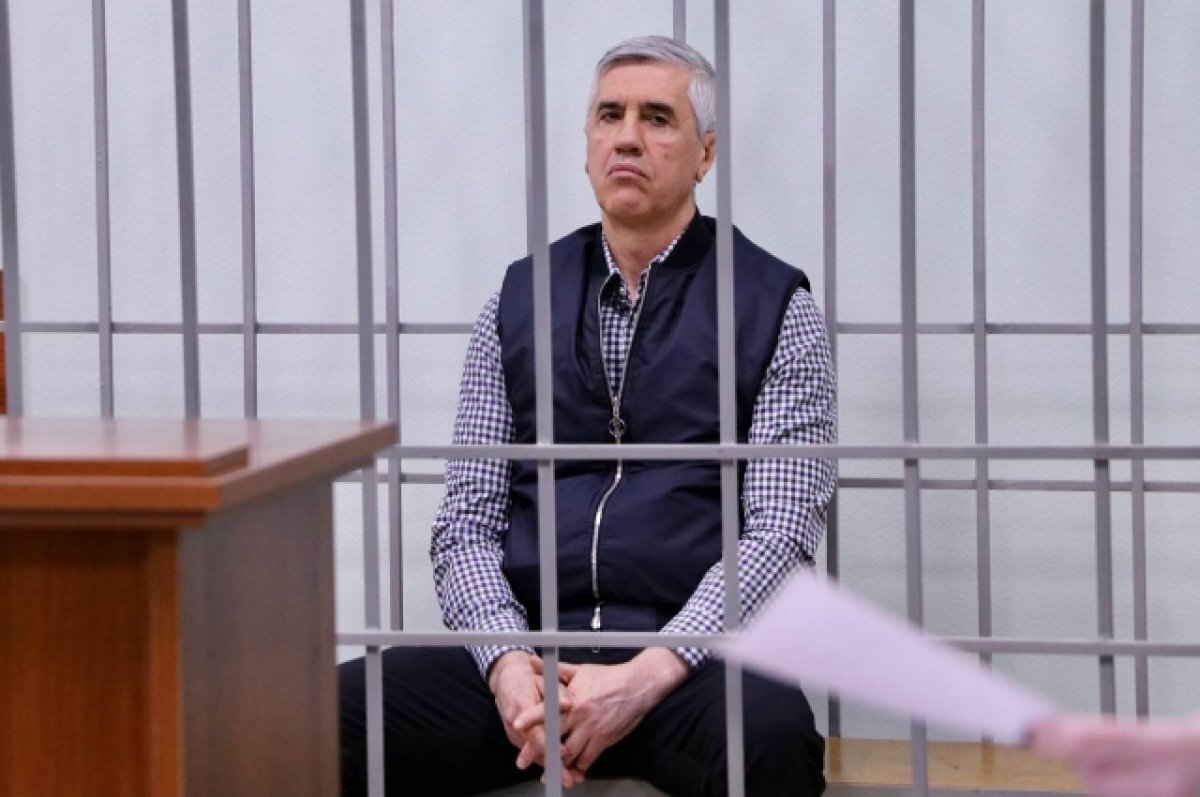    Анатолий Быков не скрывал, что после окончания ограничения его права принимать участие в выборах, намерен баллотироваться в депутаты Государственной Думы и следом на пост губернатора Красноярского края.