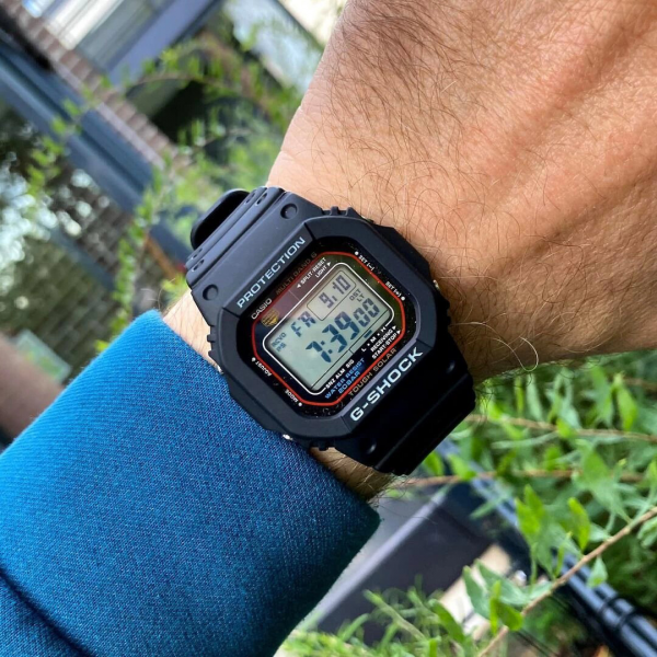 Casio GW-M5610U-1E