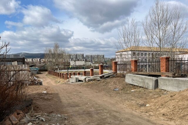    На ул. Залесная алабай в жёлтом ошейнике нападал на детей. Фото: Администрация Улан-Удэ