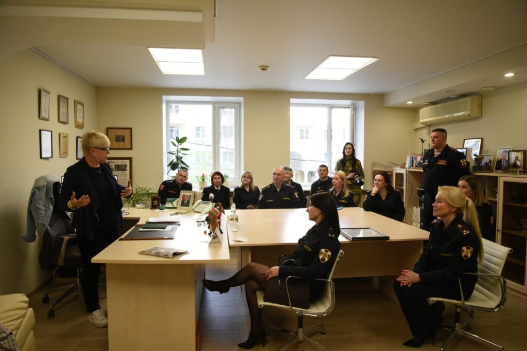 Главу пресс-службы тверской Росгвардии наградили журналисты Воронежа