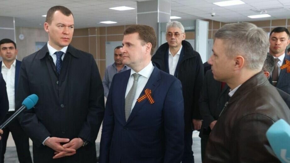     В программе — инспекция строительства социально важных проектов, осмотр уже введенных объектов и посещение ТОР «Комсомольск».