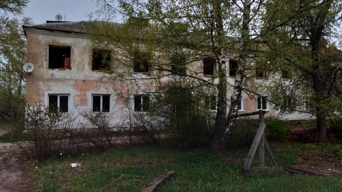 Бывший посёлок Новое Рощино. Вид со стороны дороги. Дом крайний к городу Кинешма.