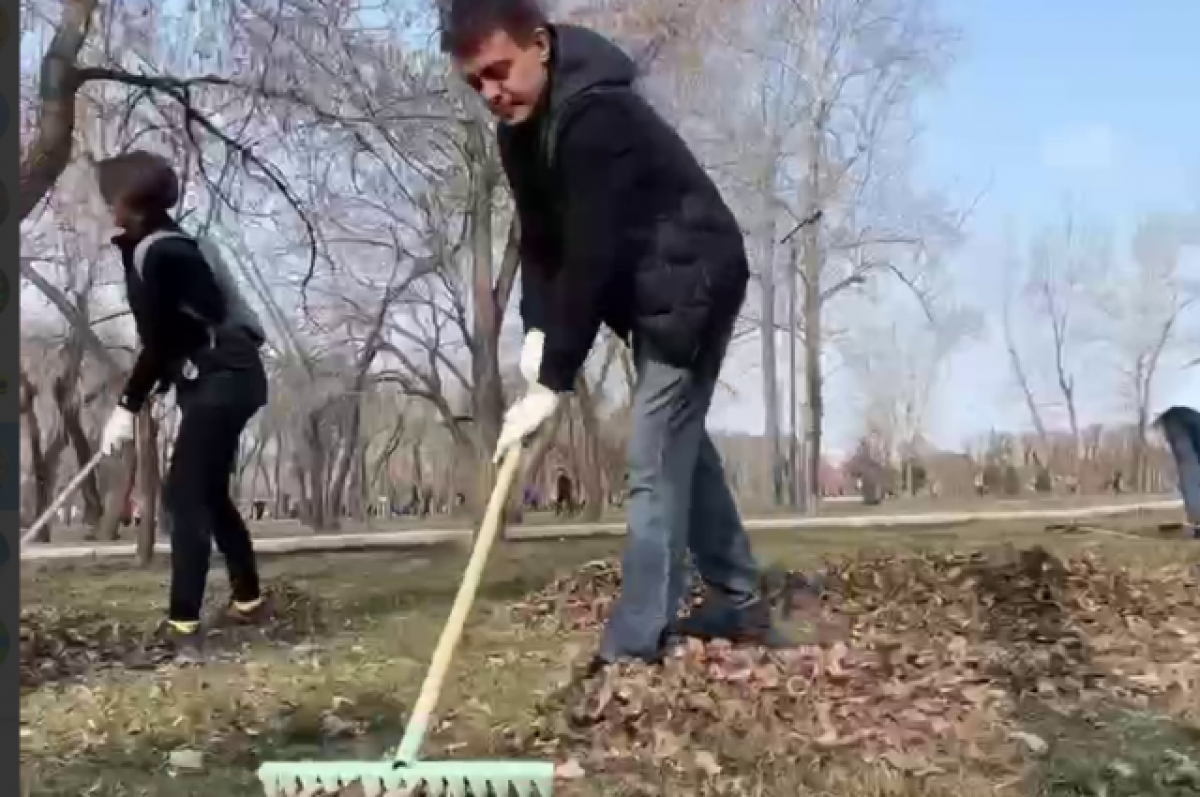    Врио губернатора Красноярского края принял участие в субботнике